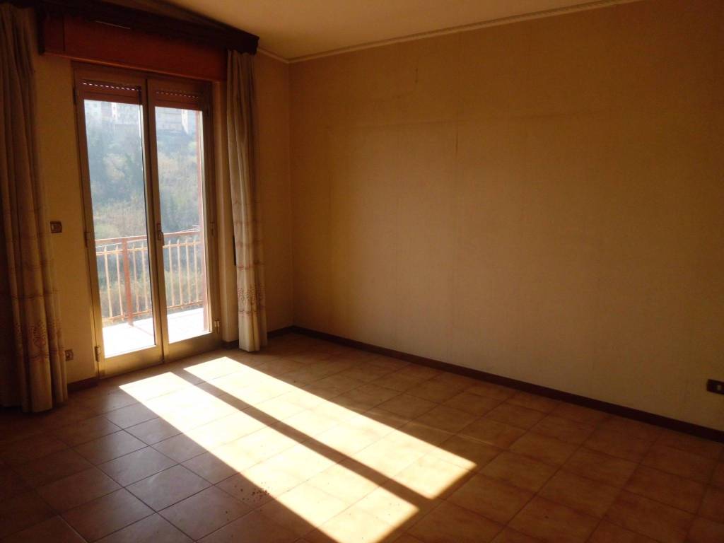 Appartamento a Frosinone in Via Vincenzo Ferrarelli - Foto 4