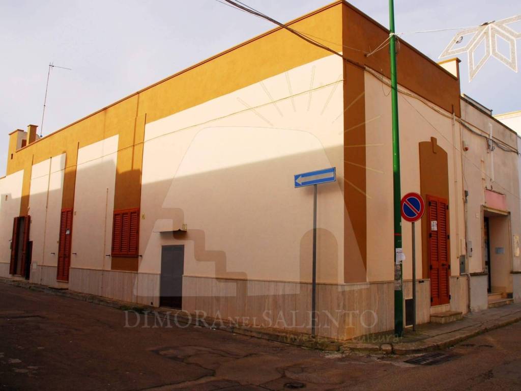 Casa indipendente a Presicce-acquarica in Via Roma, 200 - Foto 2