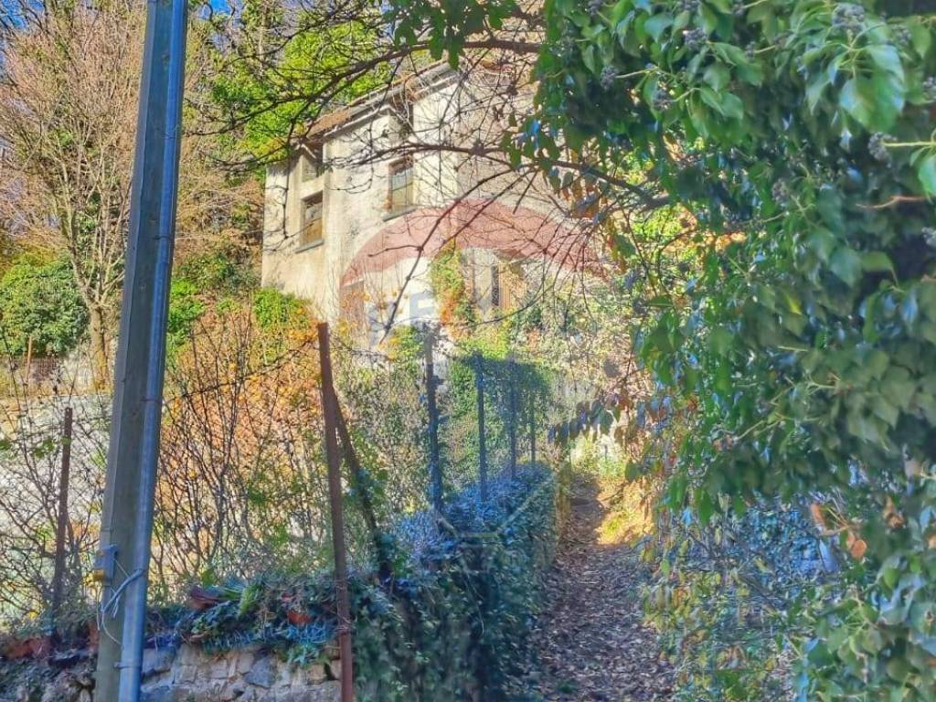 Casa indipendente a Veleso in Via Zerboni - Foto 2
