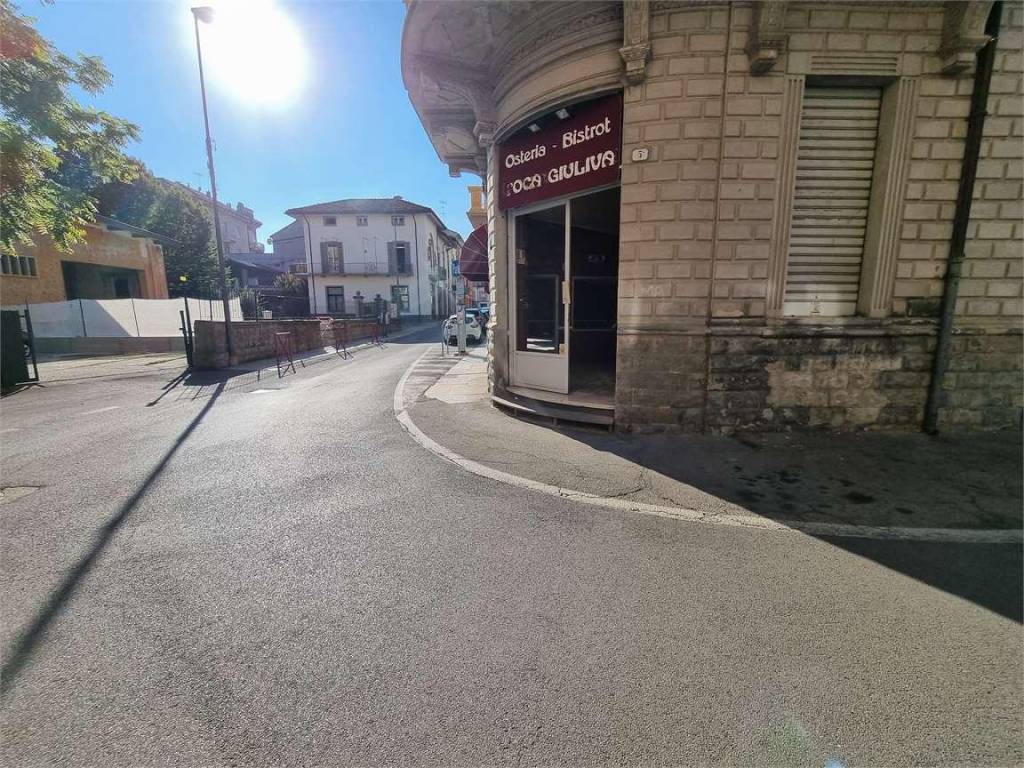 Immobile a Alba in piazza Michele Ferrero - Foto 4