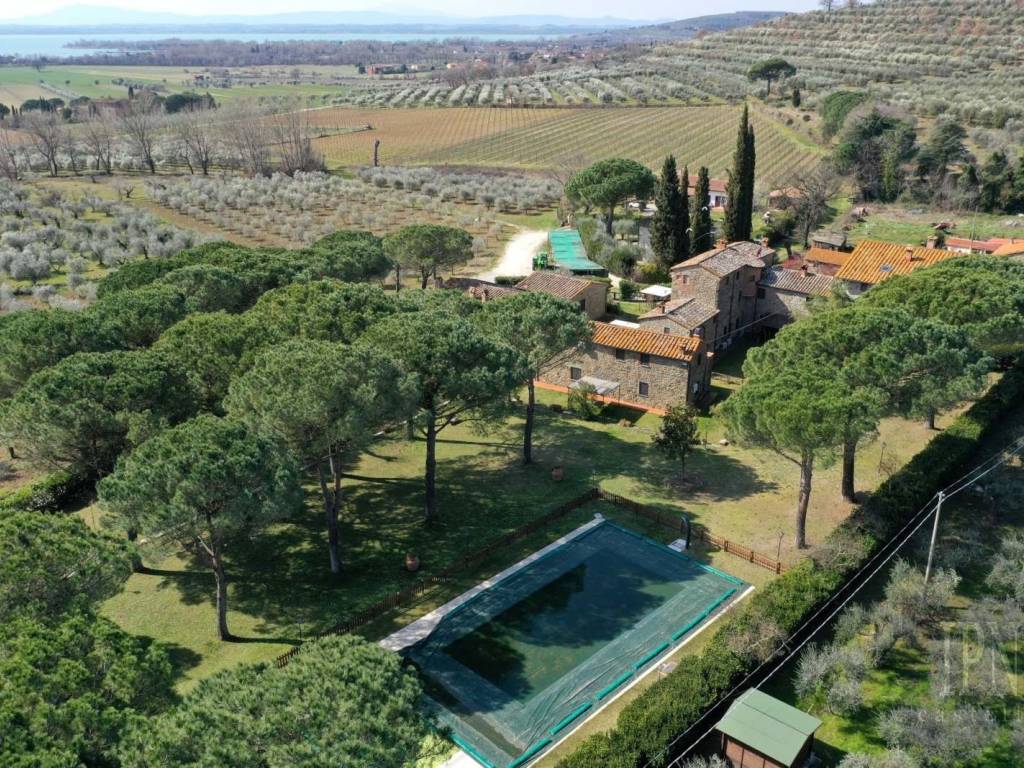 Villa a Tuoro sul trasimeno in Via Fonte Sant'Angelo - Foto 5