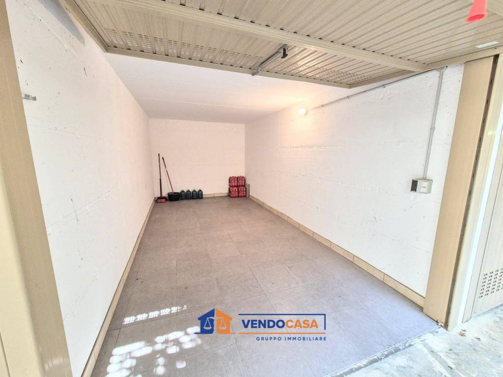 Box / garage a Loano in Via Aurelia, 120 - Foto 3