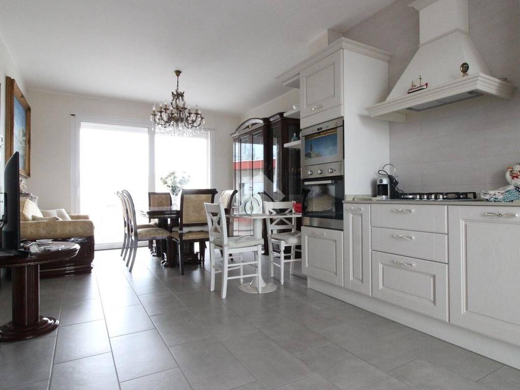 Appartamento a Rimini in Via Flaminia, 97 - Foto 3