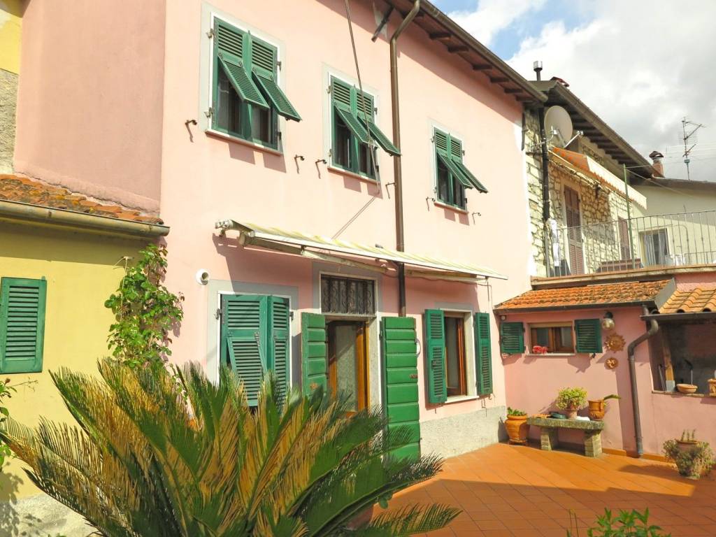 Casa indipendente a Minucciano in Via Vinacciara, 6 - Foto 2