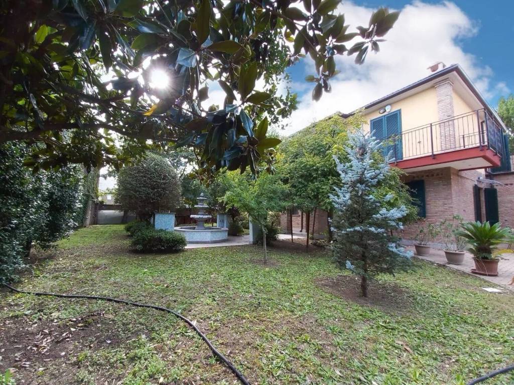 Villa a Voghera - Foto 1