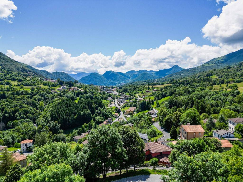 Villa a Alta valle intelvi in Via Rocco Lurago, 32 - Foto 2