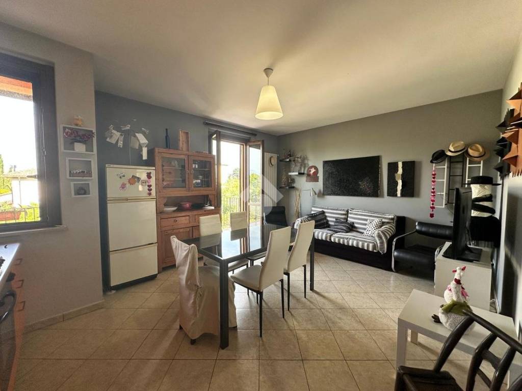 Appartamento a Trevi in Via Faustana - Foto 5