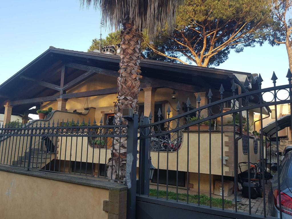 Villa a Roma in Via Egna - Foto 2