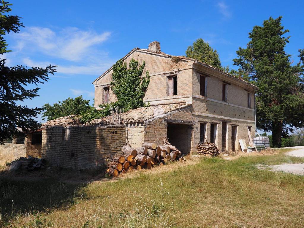Rustico / casale a Corridonia in Viale Eugenio Niccolai - Foto 4