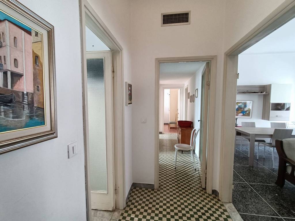 Appartamento a Viareggio in Via Marco Polo, 25 - Foto 2