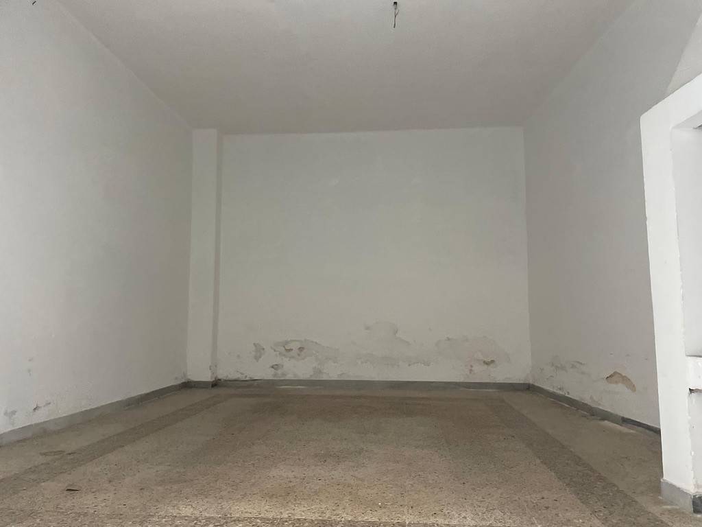 Box / garage a Ceglie messapica in Via Oreste Carlucci, 3 - Foto 4