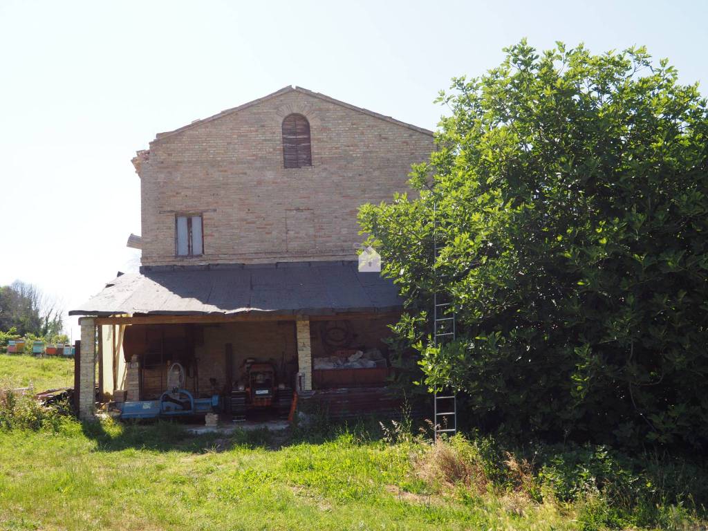 Rustico / casale a Corridonia in Viale Eugenio Niccolai - Foto 2