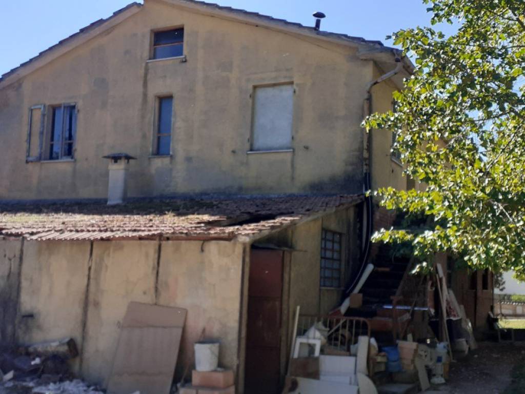 Rustico / casale a Perugia in Strada Eugubina - Foto 4