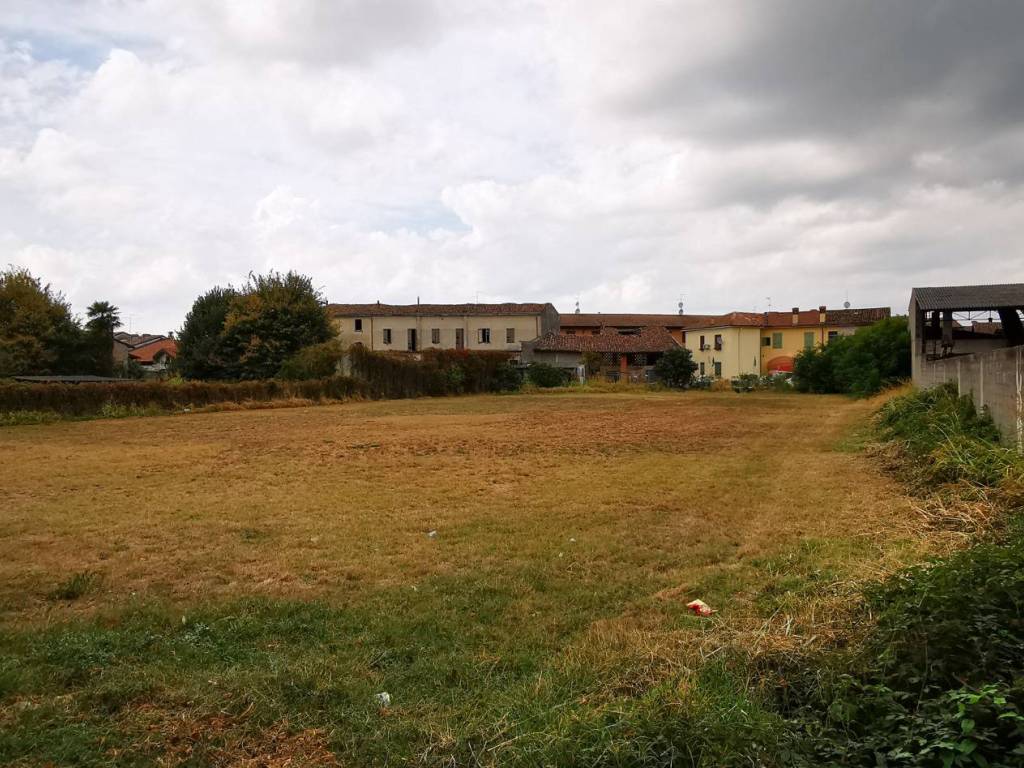 Terreno a Crespiatica in Via Aldo Moro - Foto 5