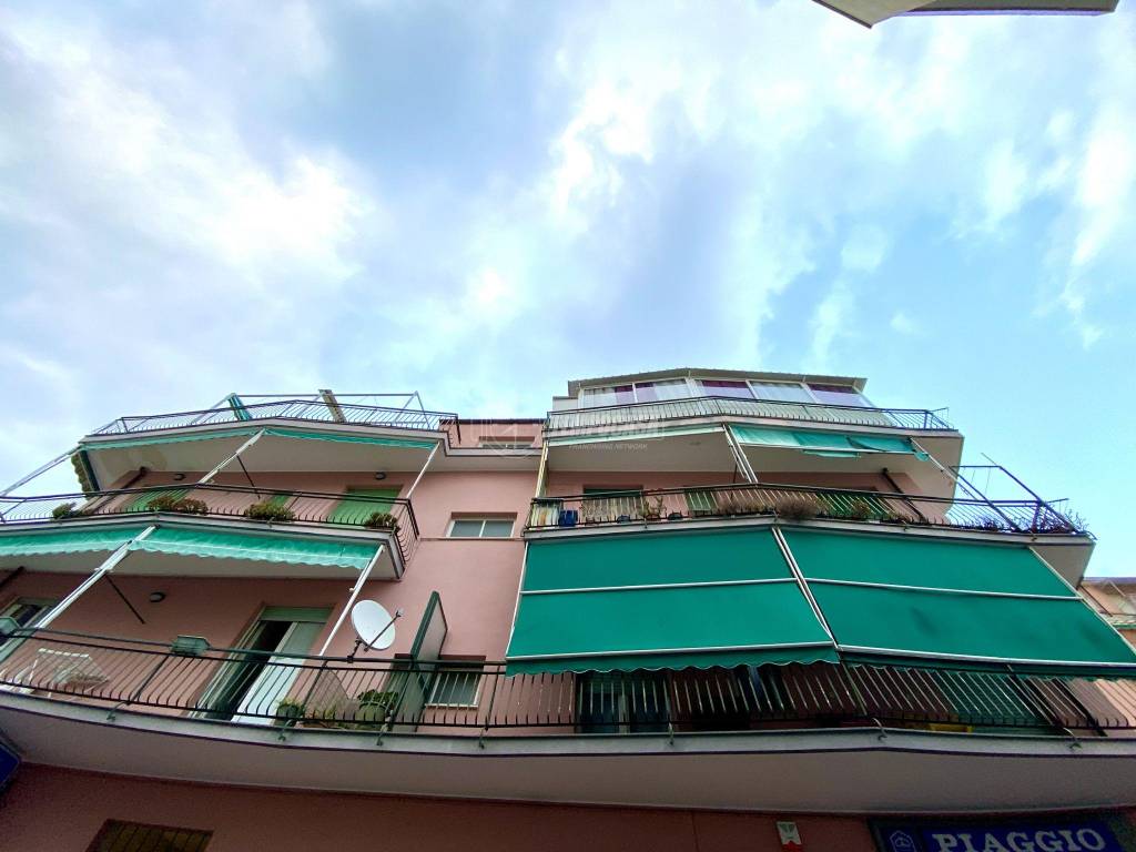 Appartamento a Loano in Via Umberto Giordano, 12 - Foto 3