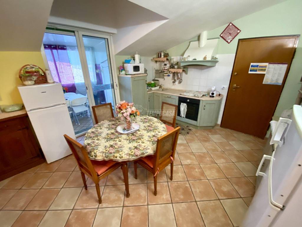 Appartamento a Loano in Via Umberto Giordano, 12 - Foto 5