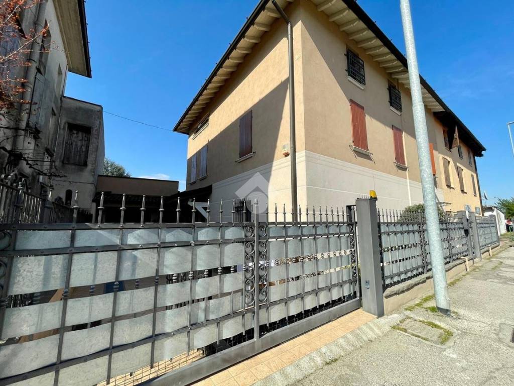 Casa indipendente a Quinzano d'oglio in Via L. Ciocca - Foto 2