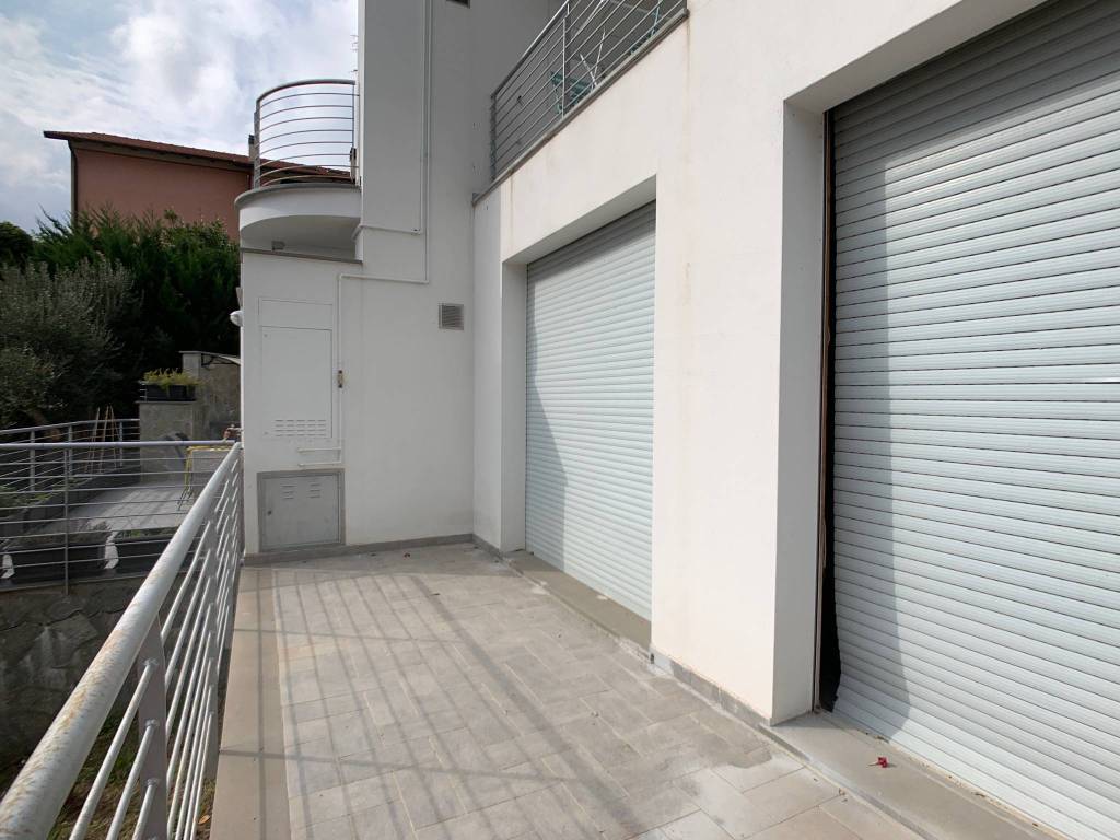 Appartamento a Albissola marina in Via Gabriello Chiabrera, 45 - Foto 2