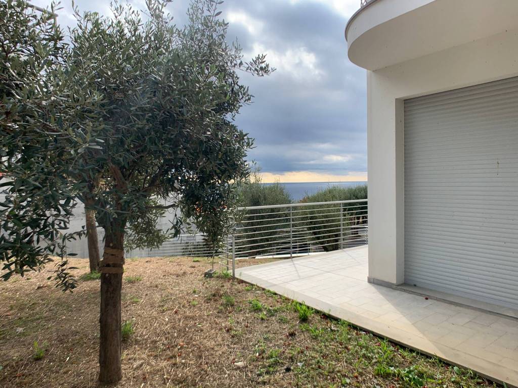 Appartamento a Albissola marina in Via Gabriello Chiabrera, 45 - Foto 3