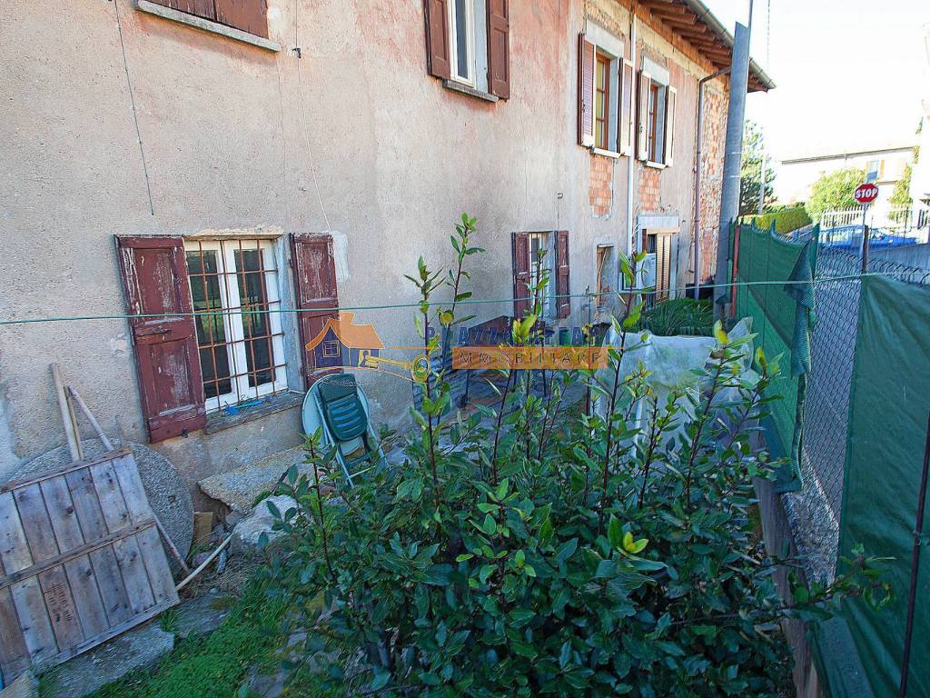 Rustico / casale a Carnago in via Mazzini Giuseppe, 1 - Foto 3