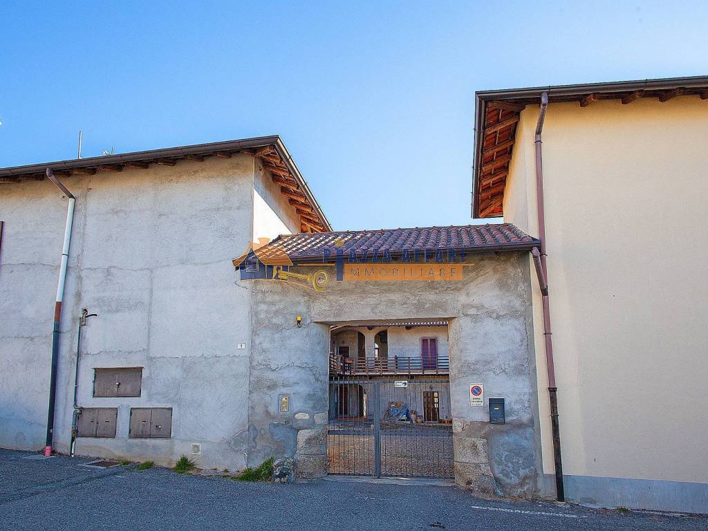 Rustico / casale a Carnago in via Mazzini Giuseppe, 1 - Foto 5