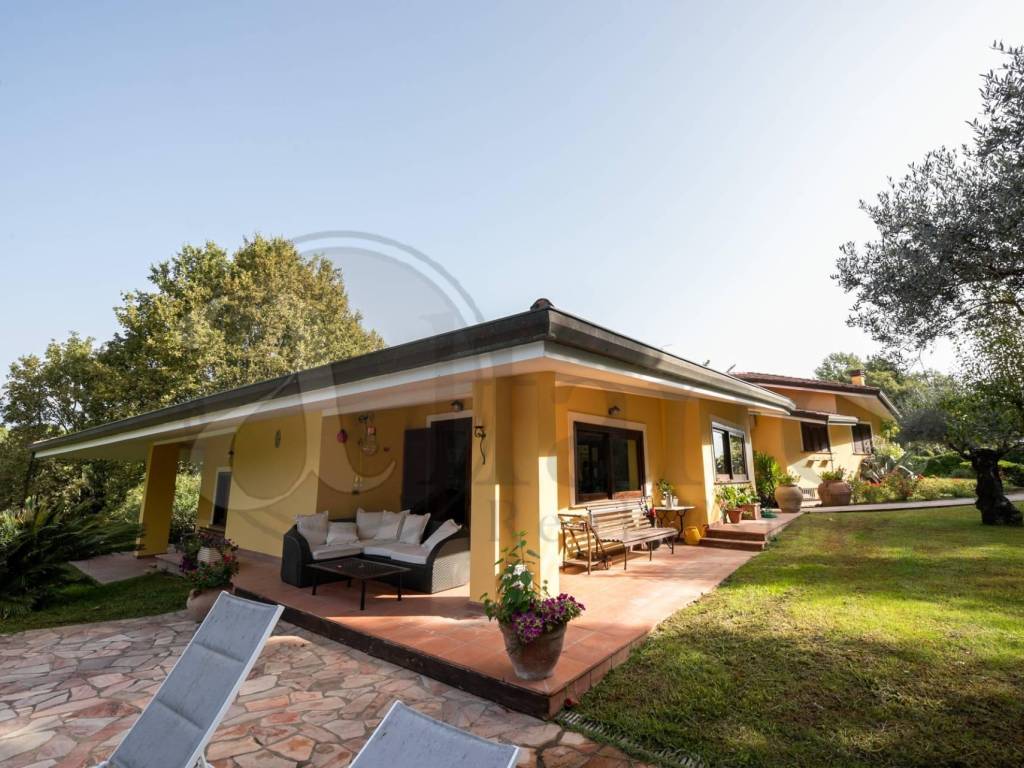 Villa a Pignataro interamna in Via Monne - Foto 5