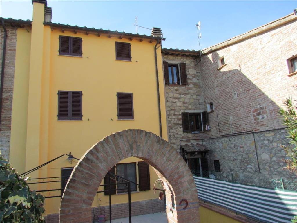 Villa a Castiglione del lago in Località Nonni, 12 - Foto 2