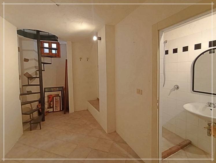 Appartamento a Castagneto carducci in Via Varese - Foto 2