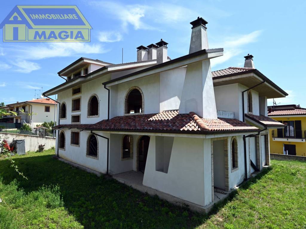 Villa a Spinetoli in Piazza Leopardi, 31 - Foto 2