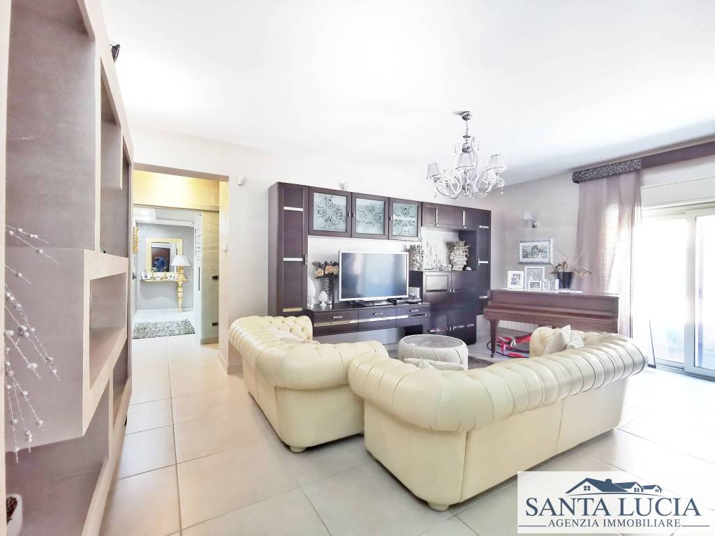 Appartamento a Canicattì in Via Osoppo - Foto 5