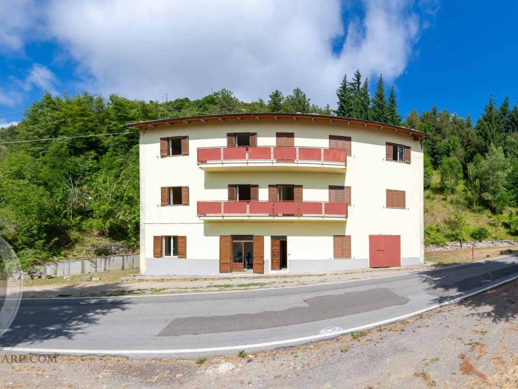 Rustico / casale a Cortona in Strada Provinciale Umbro Cortonese - Foto 3