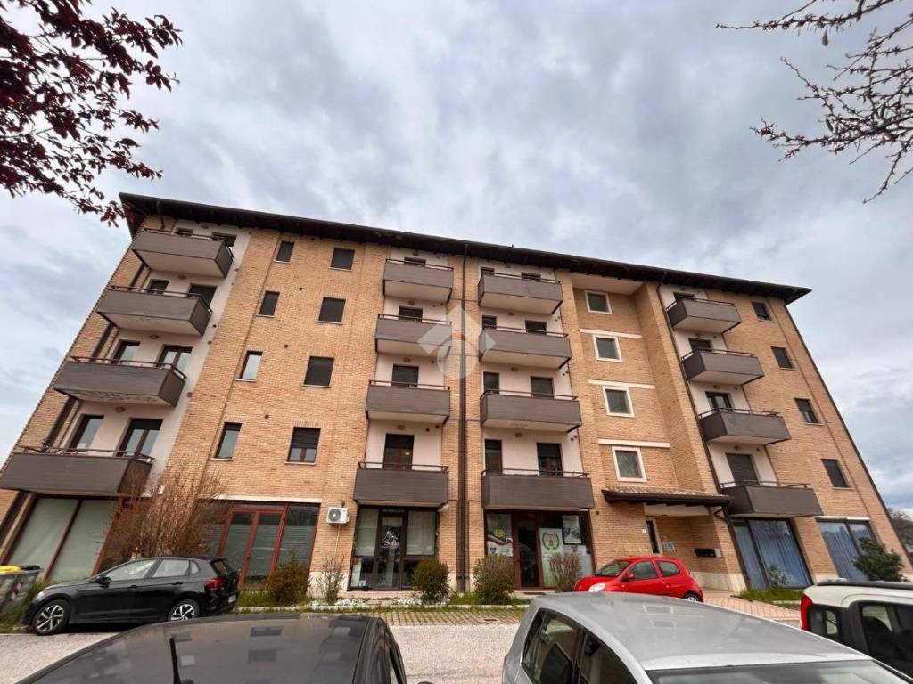 Appartamento a Perugia in Via dei Contadini - Foto 4