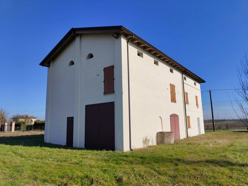 Rustico / casale a Cavezzo in Via Casare, 3 - Foto 3