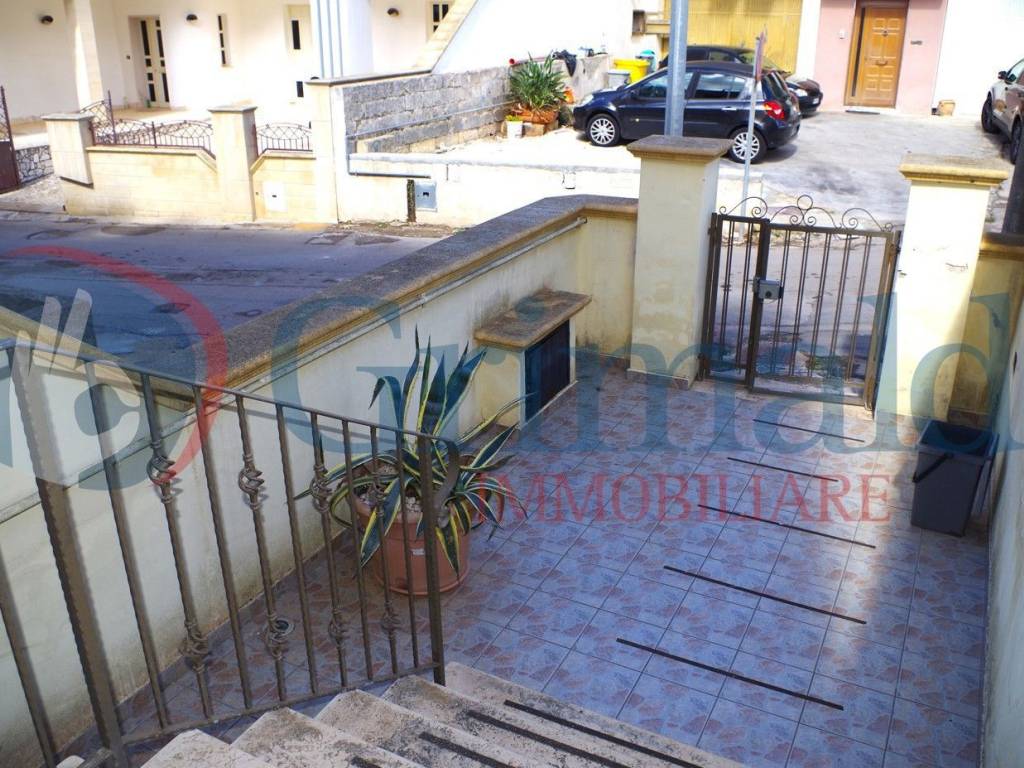 Appartamento a Sannicola in Via Salvatore Quasimodo, snc - Foto 2