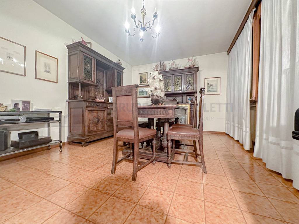 Appartamento a Abano terme in Via 25 Aprile - Foto 2