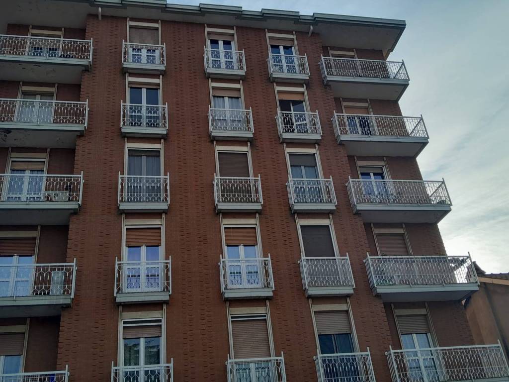 Appartamento a Cigliano in Piazza Camillo Benso di Cavour, 5 - Foto 2