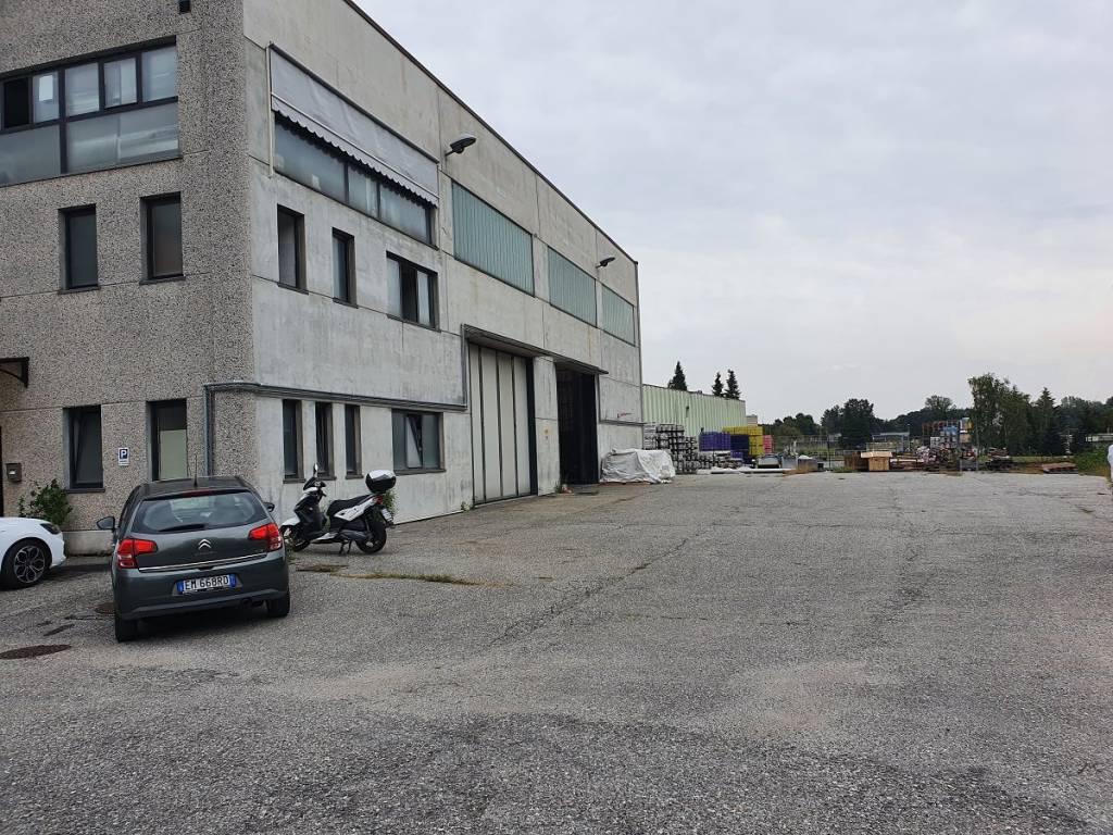 Immobile a Gavirate in Viale dello Sport - Foto 4