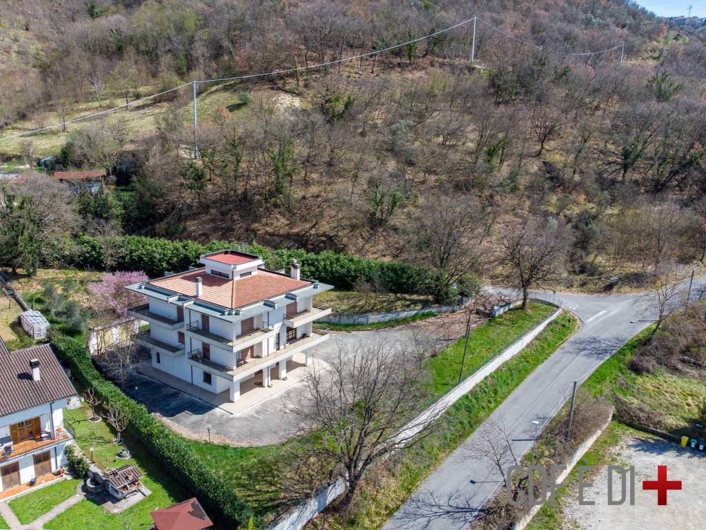 Villa a Cantalice in San Liberato - Foto 3