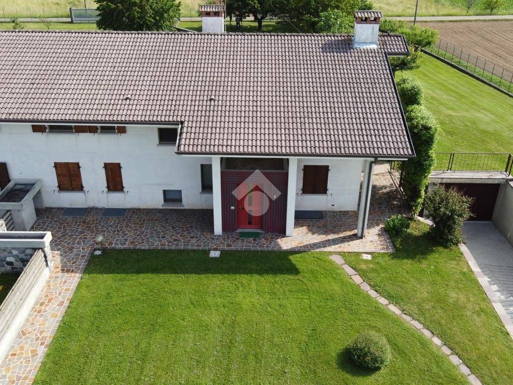 Villa a Tricesimo in Via Monte Grappa, 7 - Foto 2