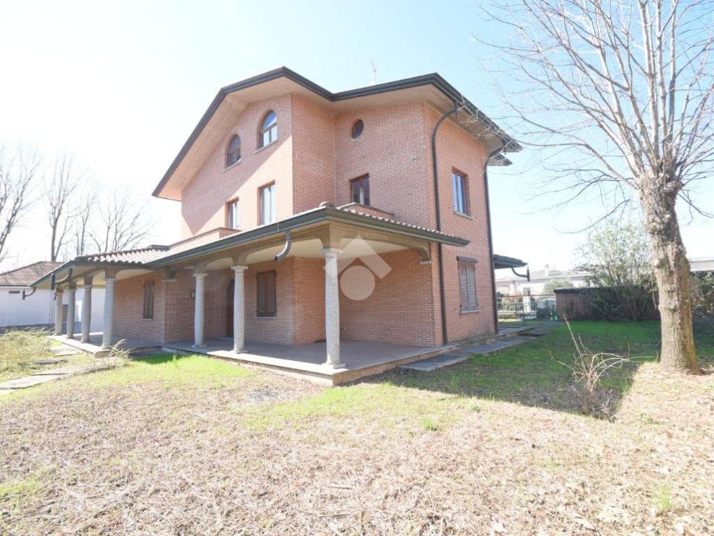 Villa a Seveso in Via Arno, 16 - Foto 2