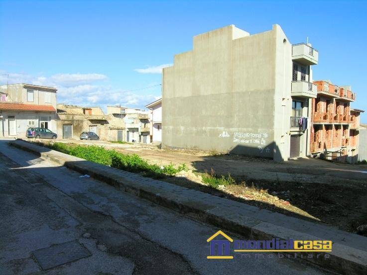 Terreno a Pachino in via Venezia angolo via Bordonaro - Foto 3