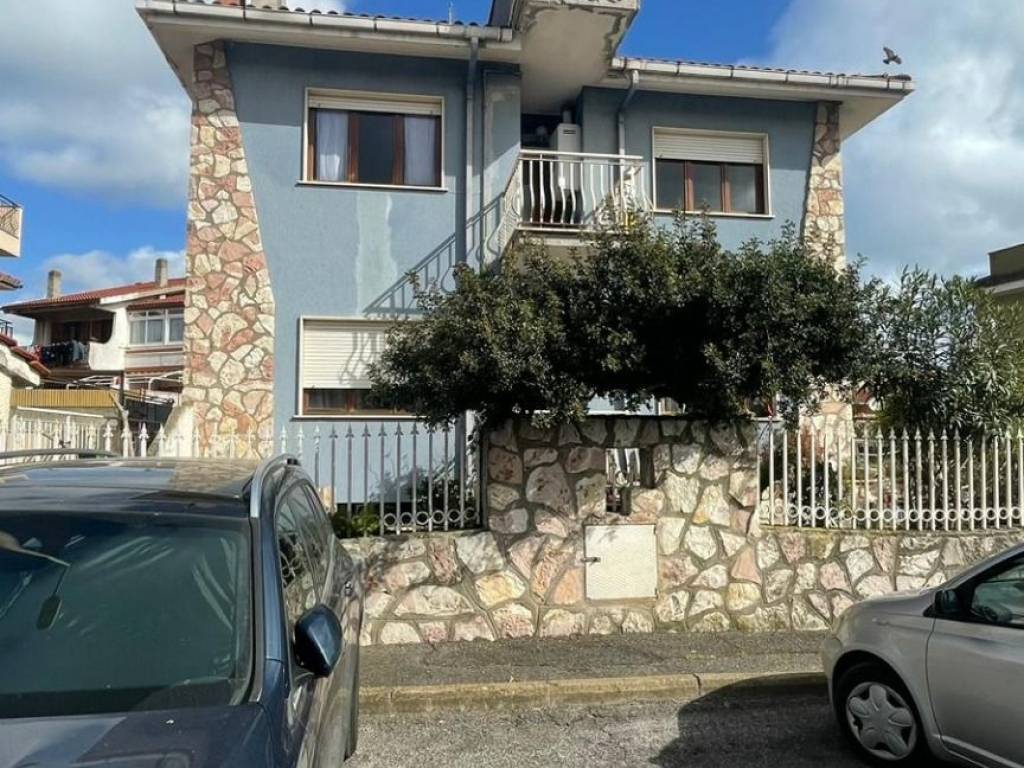 Appartamento a Ladispoli in Via Flavia - Foto 1