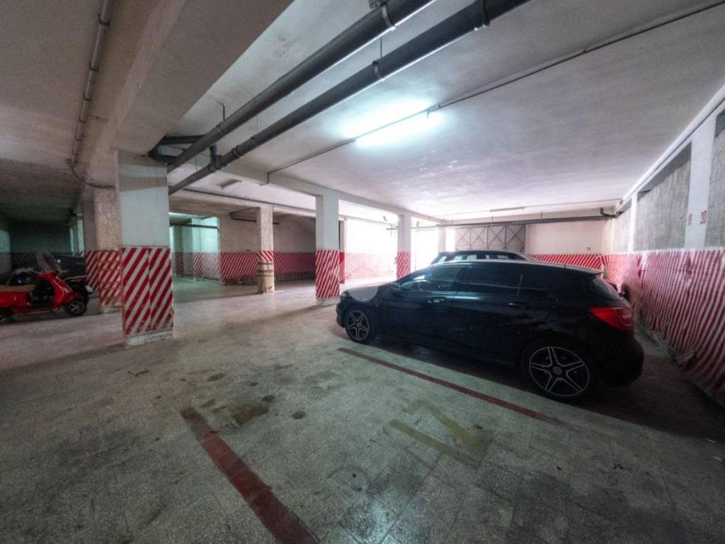 Box / garage a Manfredonia in Via Santa Tecchia, 9 - Foto 5