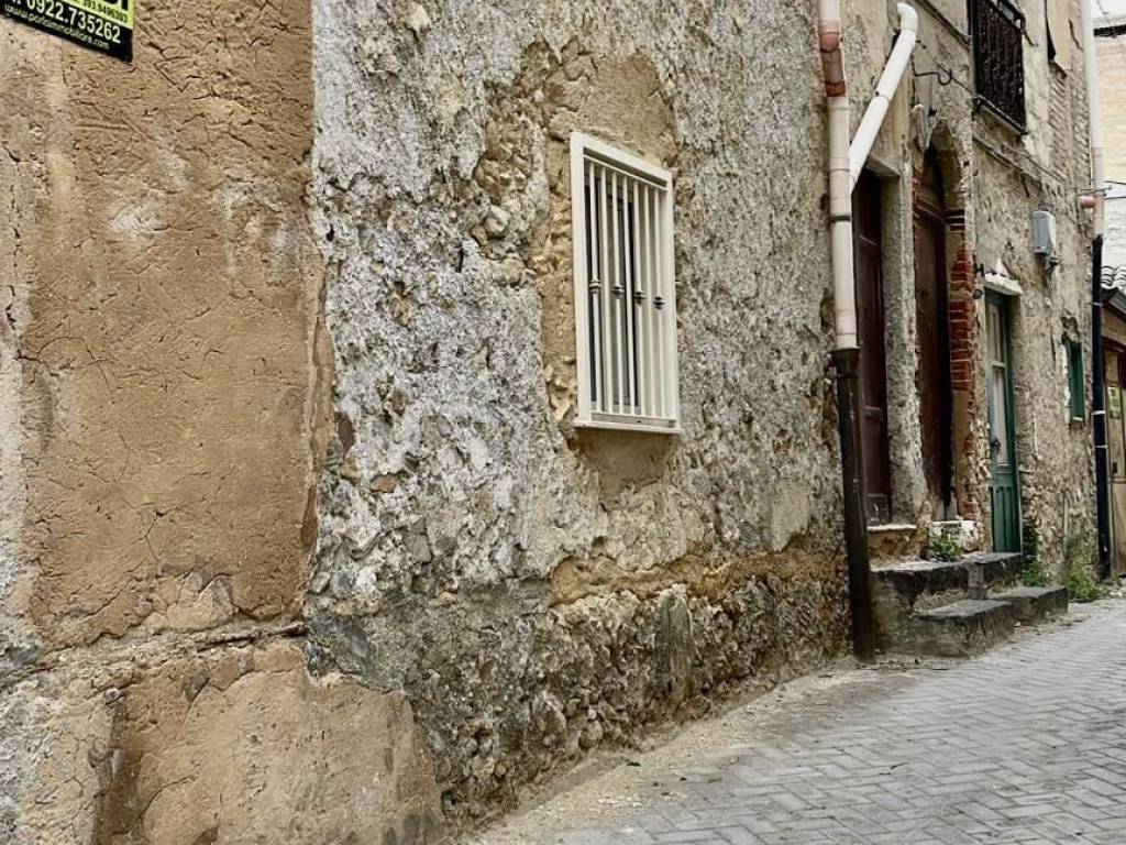 Casa indipendente a Canicattì in Via Bronte - Foto 3