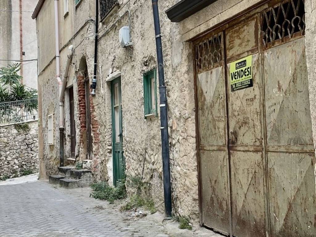 Casa indipendente a Canicattì in Via Bronte - Foto 4