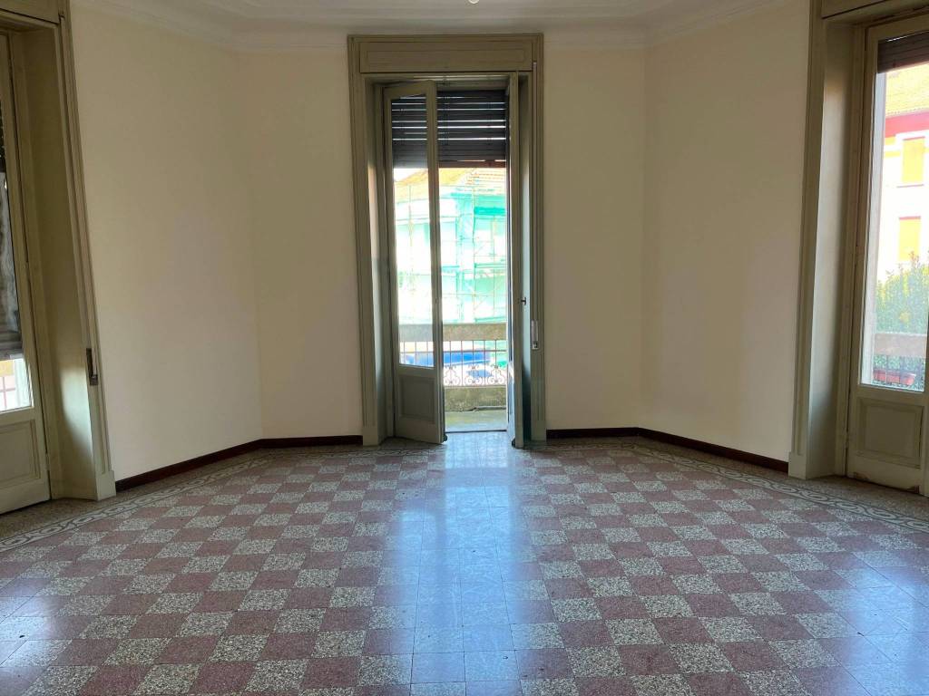 Palazzo / stabile a Novara in Via Paletta, 10 - Foto 2