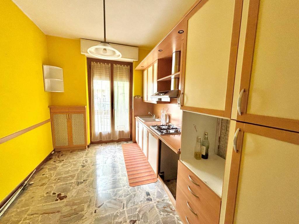 Appartamento a Alessandria in Via Angelo Morbelli, 33 - Foto 4