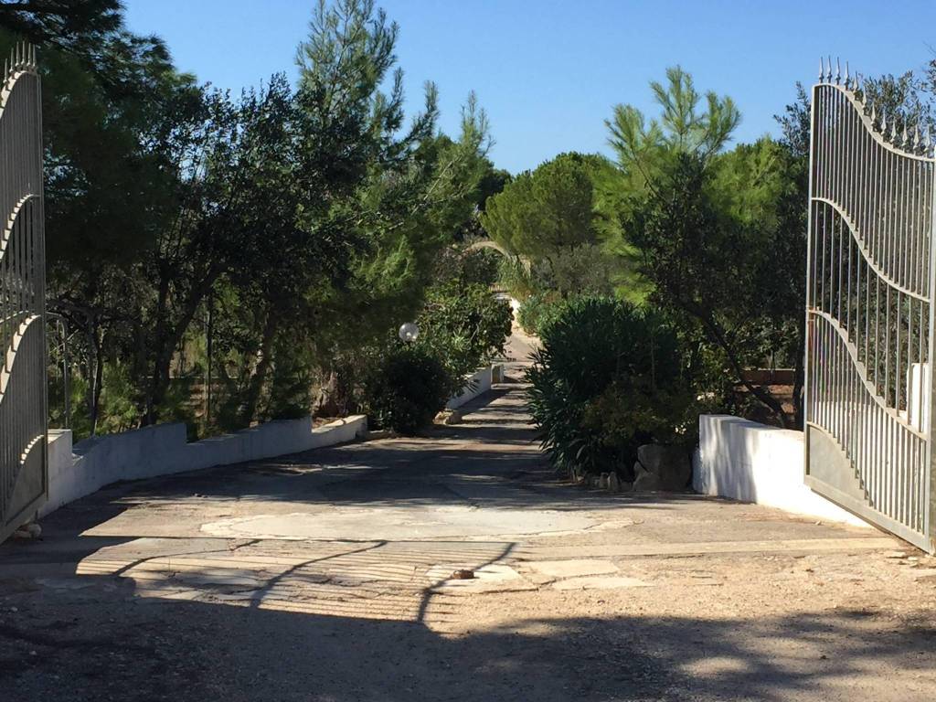 Villa a Salve in Strada Comunale San Leonardo - Foto 2