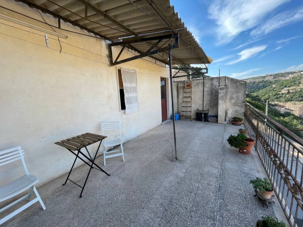 Casa indipendente a Modica in Via San Benedetto da Norcia - Foto 4