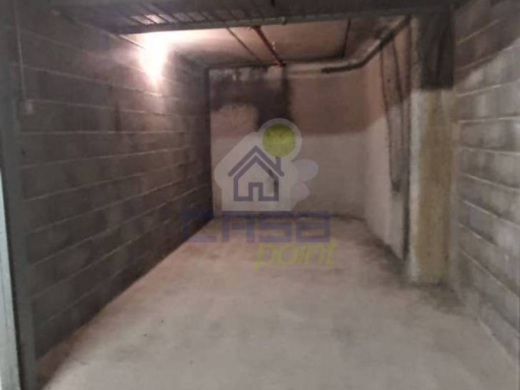 Box / garage a Casalpusterlengo in Via Enrico Fermi, 10 - Foto 2
